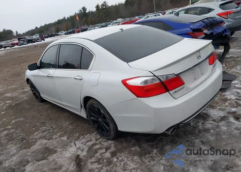 2015 Honda Accord Sport z USA, uszkodzony, nr VIN 1HGCR2F56FA259839